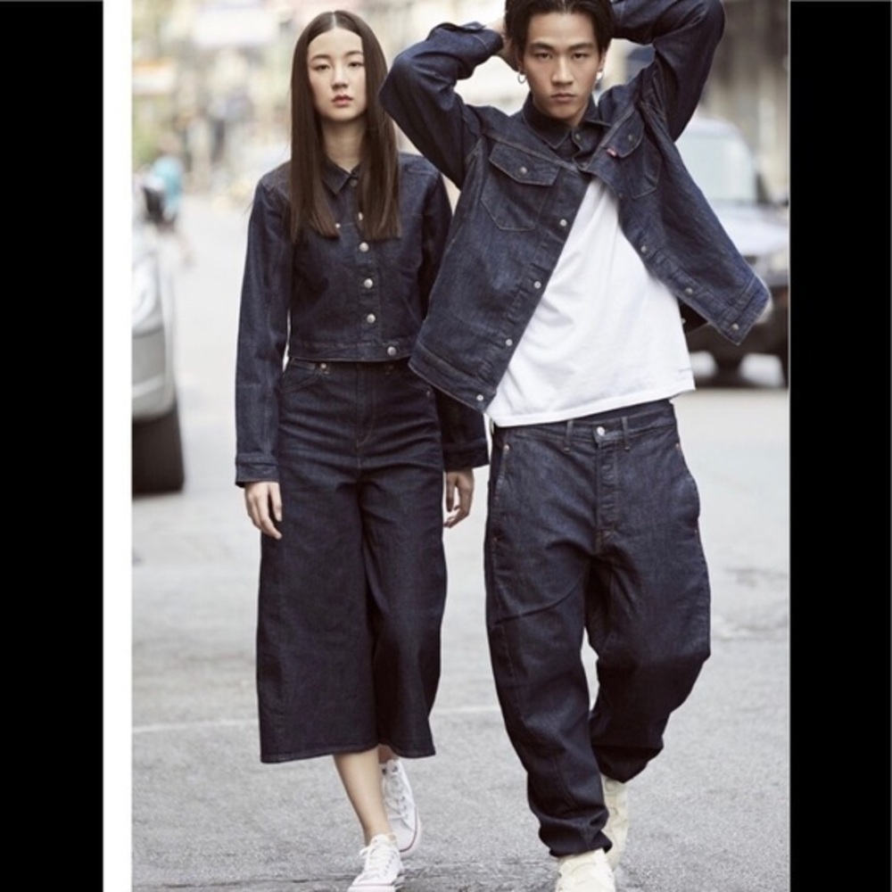 PREMIUM LEVIS LOOSE JEAN